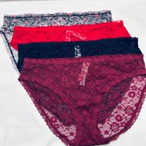 Victoria’s Secret Sexy Lace Bikini Panties.      New With Tags